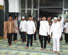 Gubri Memberikan Sambutan Saat Dampingi Wamen ESDM RI Hadiri Peringatan Nuzulul Quran 1438 H Di Masjid Raya Annur Provinsi Riau 