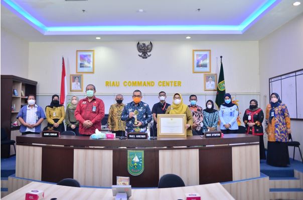 Dinilai Komitmen Melindungi Anak Pemprov Riau Raih Penghargaan Dari KPAI 